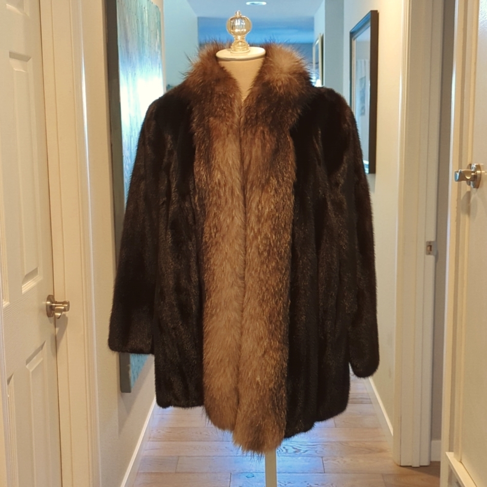 Dark Brown Mink! Size M